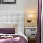 بيت للعطل Wunderschoene Ferienvilla Vlastelini By Interhome *