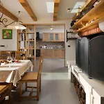 بيت للعطل Wunderschoene Ferienvilla Vlastelini By Interhome