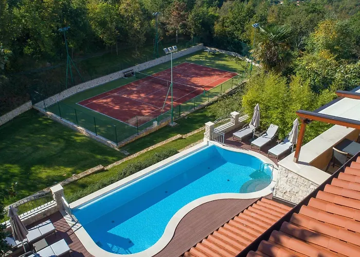 Holiday home Wunderschoene Ferienvilla Vlastelini By Interhome Krapan