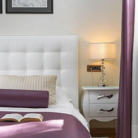 Tatil Evi Wunderschoene Ferienvilla Vlastelini By Interhome *