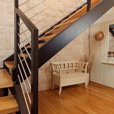 Wunderschoene Ferienvilla Vlastelini By Interhome * Krapan